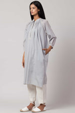 Load image into Gallery viewer, Baby blue Chikankari tunic made in 100% handwoven yarn dyed cotton Chanderi - side
